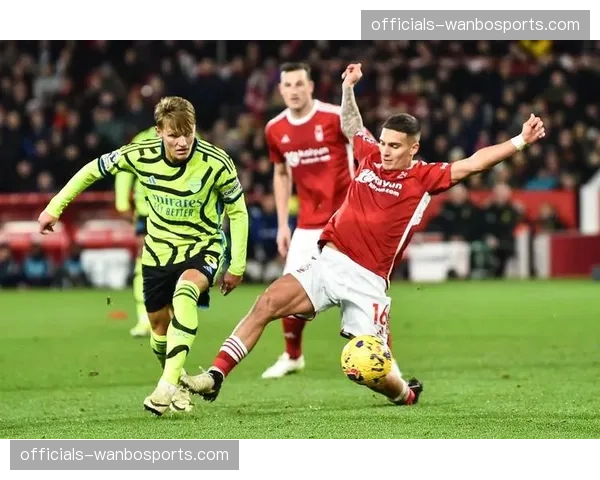 戴奇诺丁汉森林场均1.22分 传统442长传冲吊在现代化英超中的生存空间