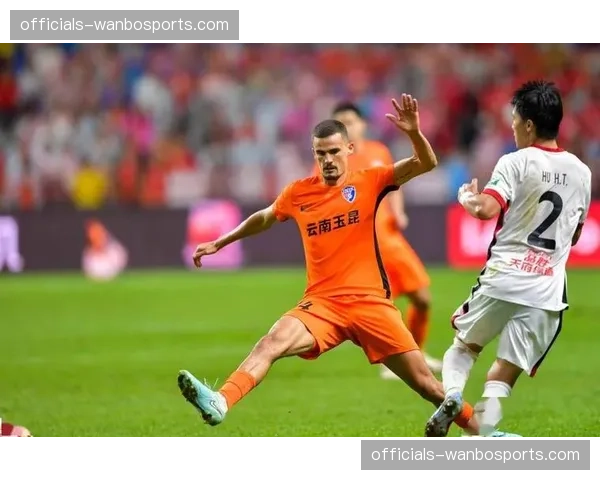 上海海港补时绝杀云南玉昆，王燊超低射助球队积分转正