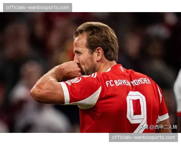 穆西亚拉右路突破格里马尔多横传 凯恩门前冷静推射展现边中结合效率